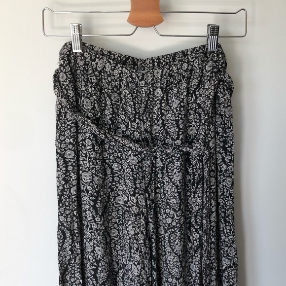 American Eagle Ditsy Floral/Paisley Flowy Pants Flounced Hem | Size M - Picture 2 of 7
